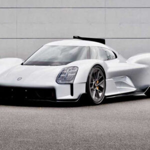 Porsche planeja novo 8-cilindros de um jeito que ela conhece bem
